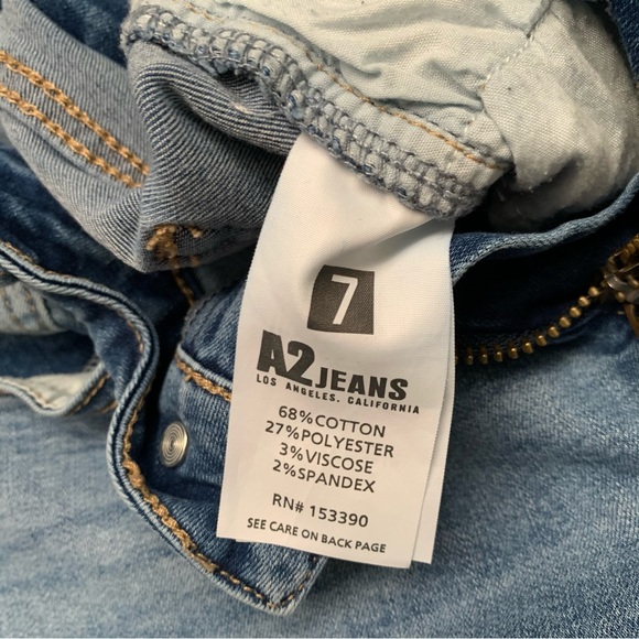 Skinny Jeans Size 7 - Picture 7 of 9